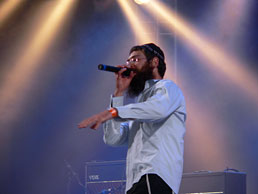  [Billede: Matisyahu på Roskilde Festival 2006]